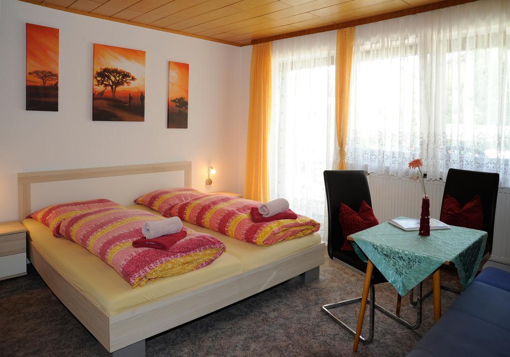 Haus Stuttgart Bed & Breakfast Obernberg am Inn Bagian luar foto
