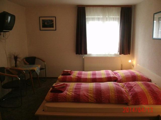Haus Stuttgart Bed & Breakfast Obernberg am Inn Bagian luar foto